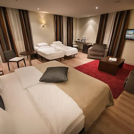 Loft 4*