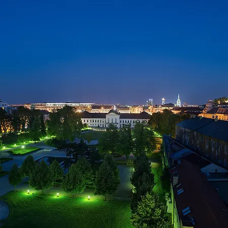 Отель Loft 4*